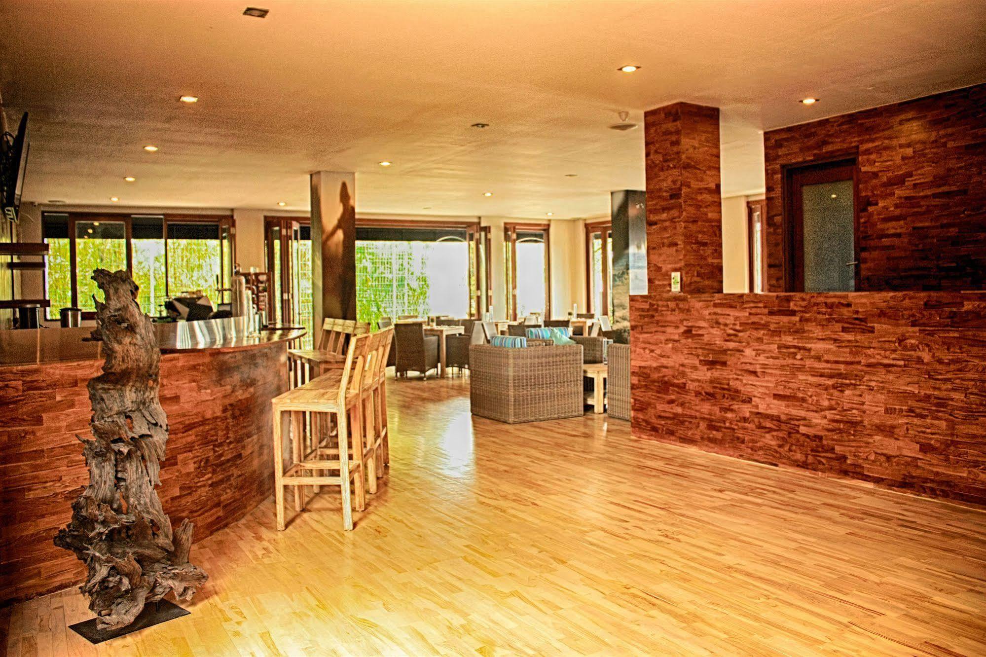 The Dipan Resort, Villas And Spa Семиняк Екстериор снимка